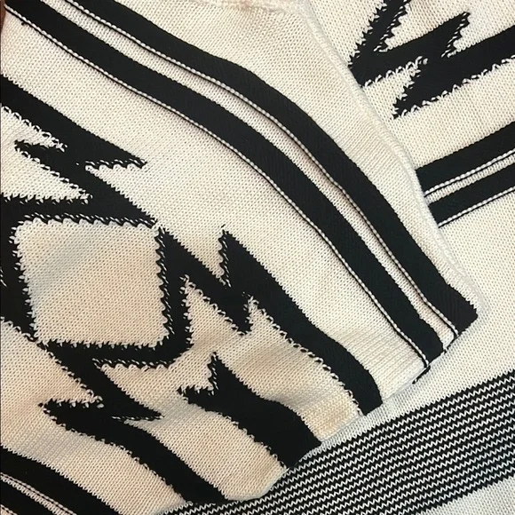 Lauren Brand Women’s Sweater - XXL - Picture 5 of 7